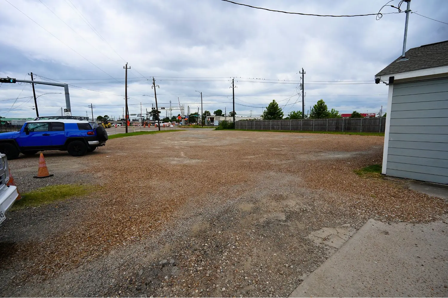 2106 Antoine Dr (3)